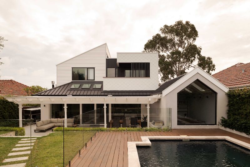 PIQUE’s award winning Modular and Prefabricated Home of the Year.